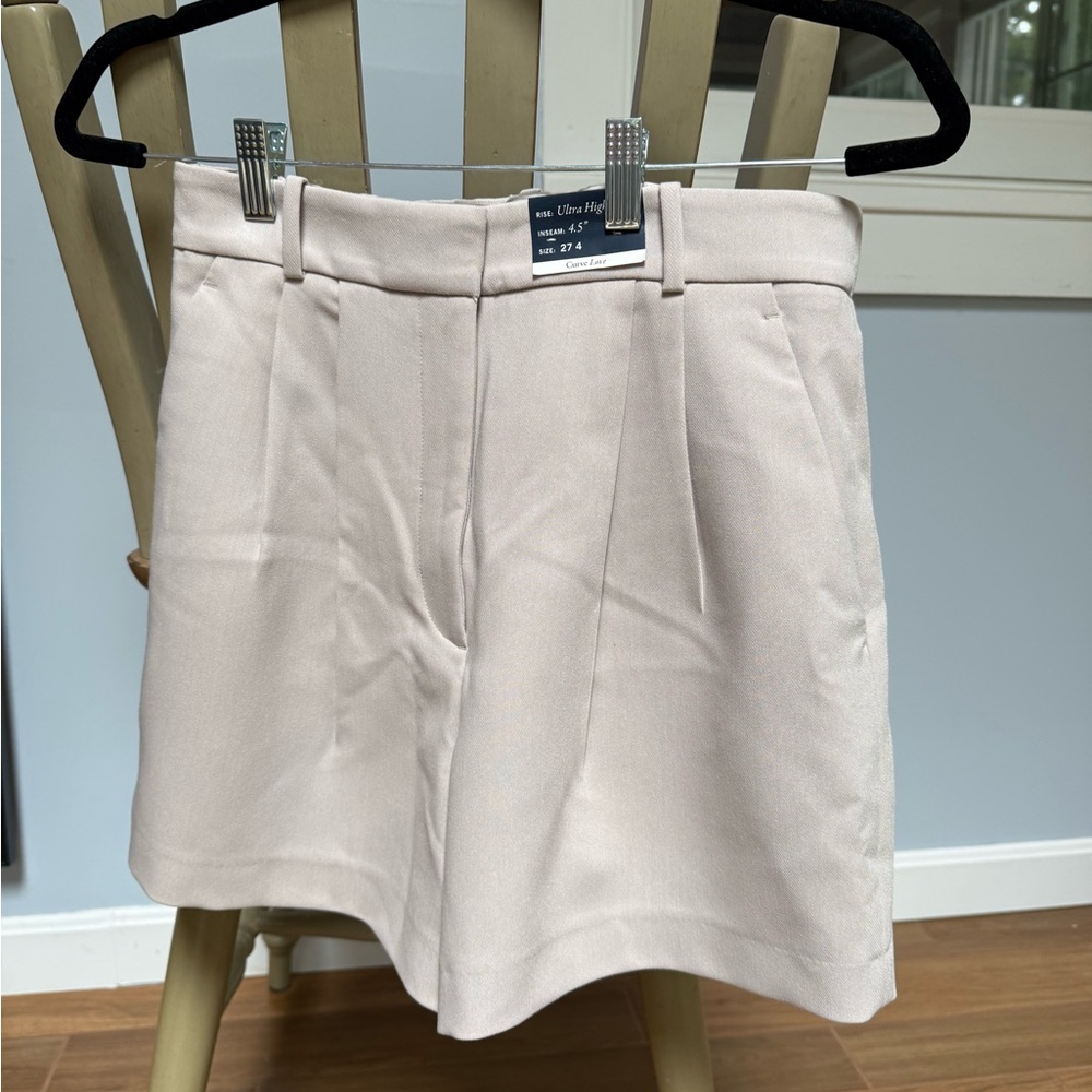 Abercrombie & Fitch Curve Love Tailored Shorts
